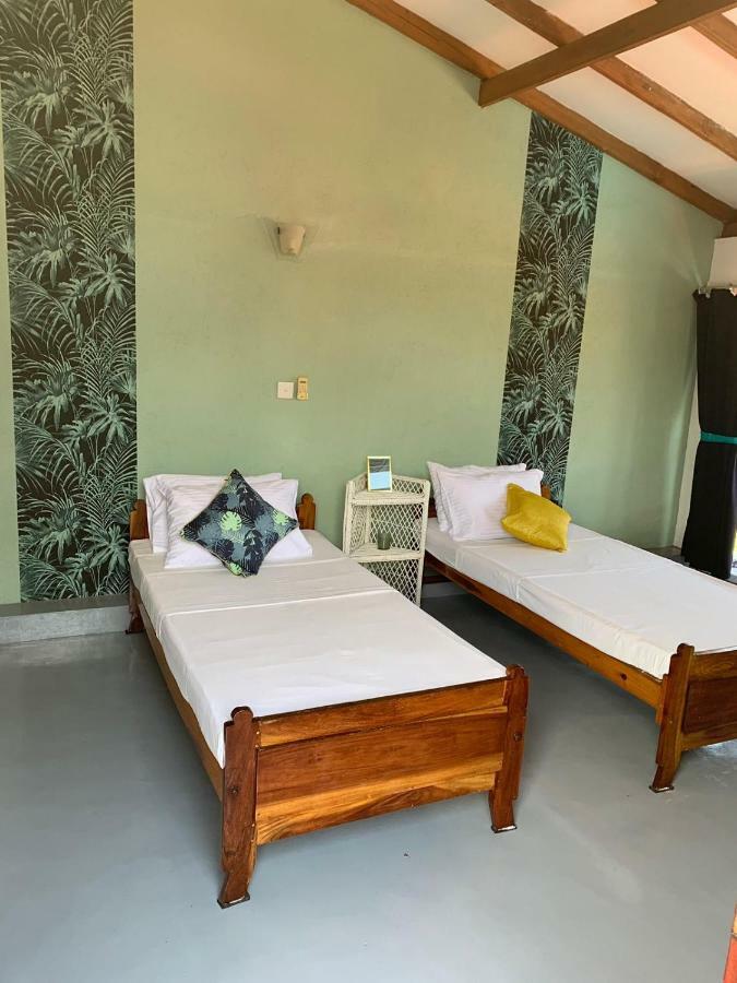 Airy Dale Villa And Guesthouse Амбалангода Экстерьер фото